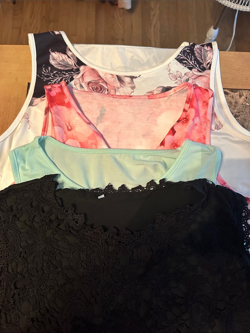 Multiples Mint Scoop Neck Tank Top with Floral and Black Layers